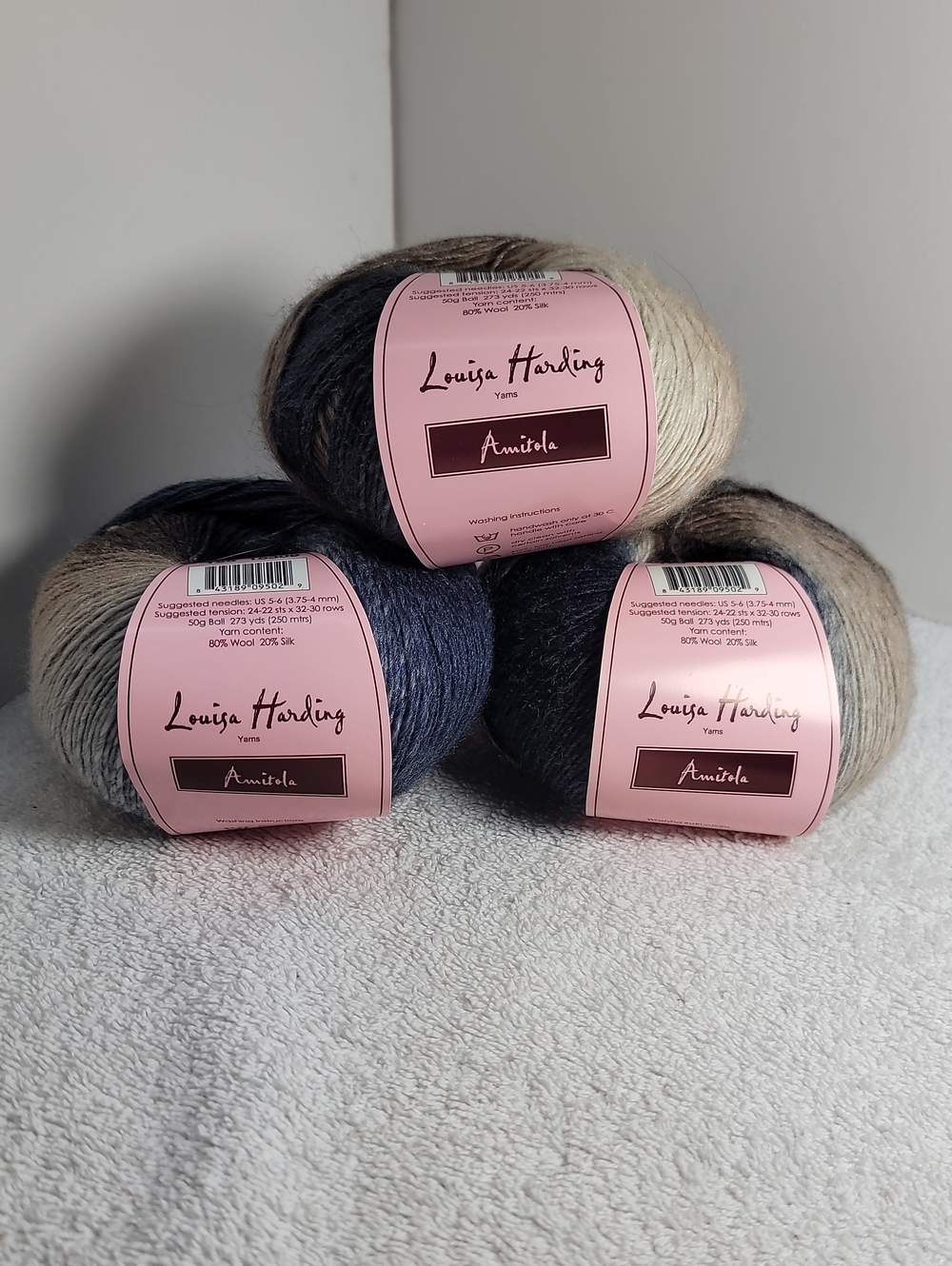 Louisa Harding Amitola Gradient Yarn - Neutral Blue & Cream Blend 3 Balls - NWT